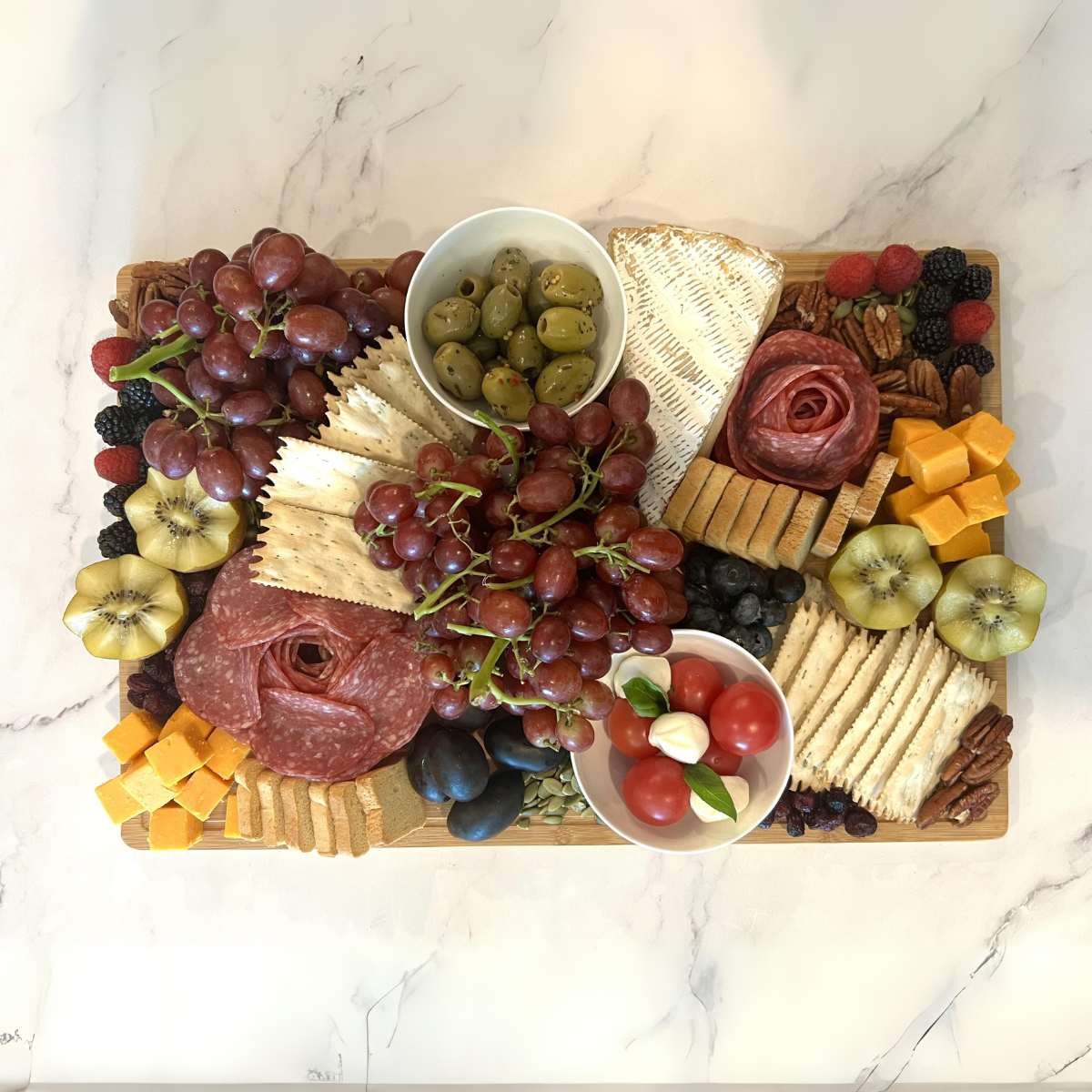 Plain Bamboo Cutting Board (18x12)