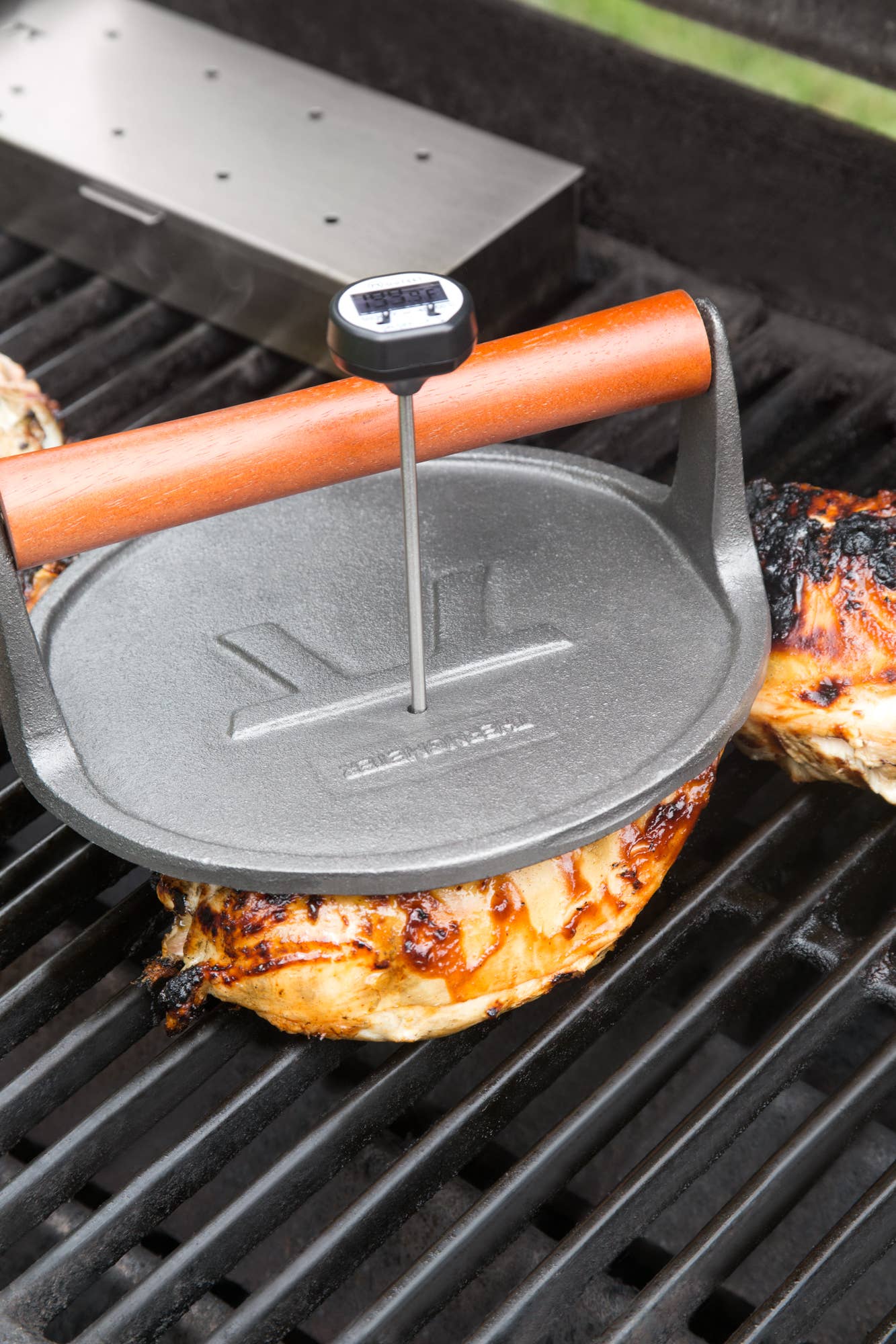 Cast Iron Round Grill Press